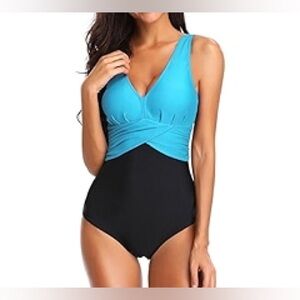 Lapaya NWT one piece blue black color block swimsuit